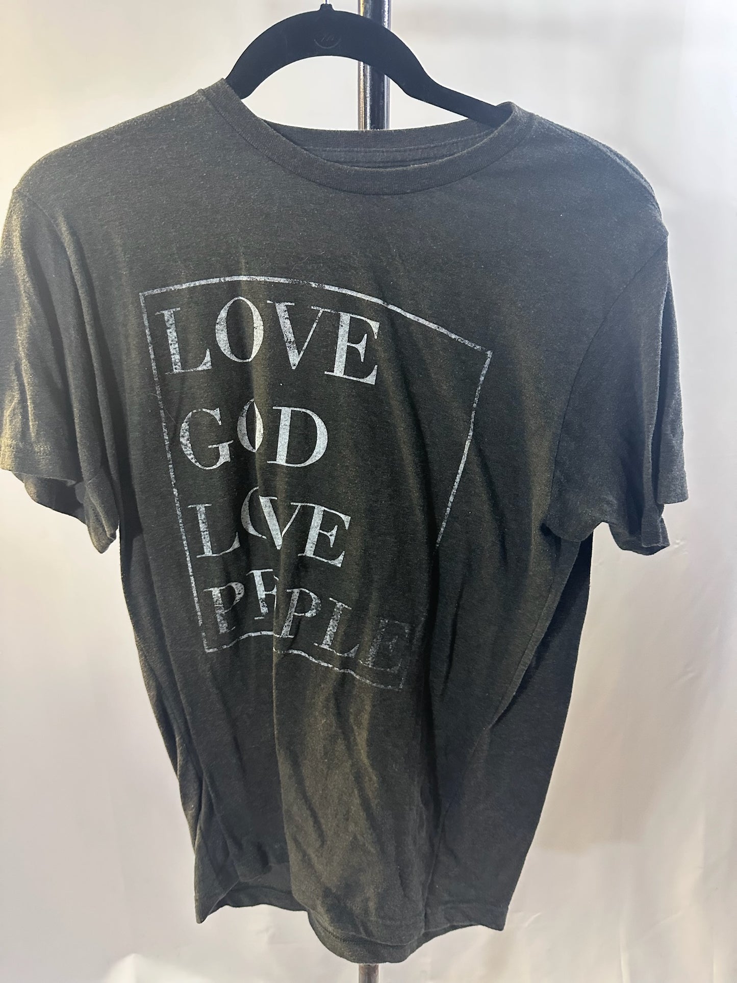 LOVE LIVE LAUGH