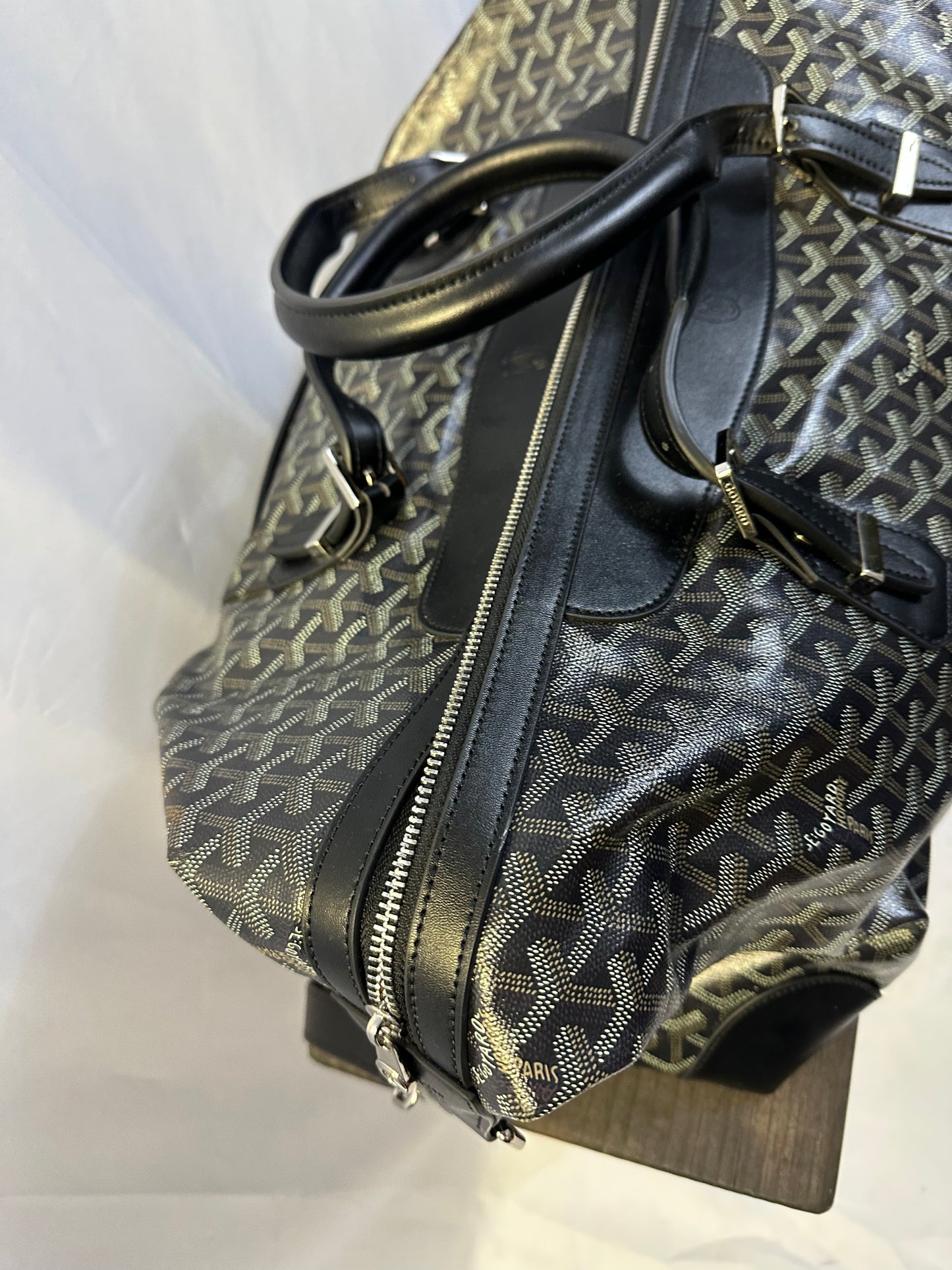 Goyard leather bag