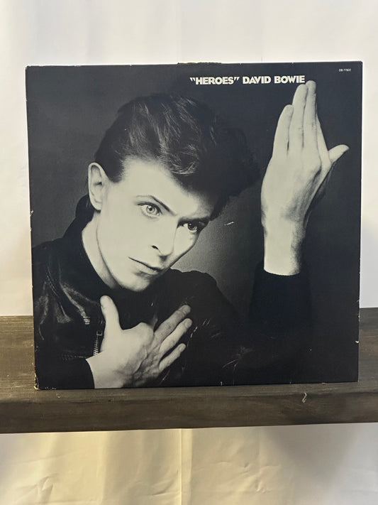 David Bowie “HEROES”